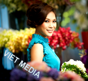 Mỹ Tâm rực rỡ hoa tươi !!!